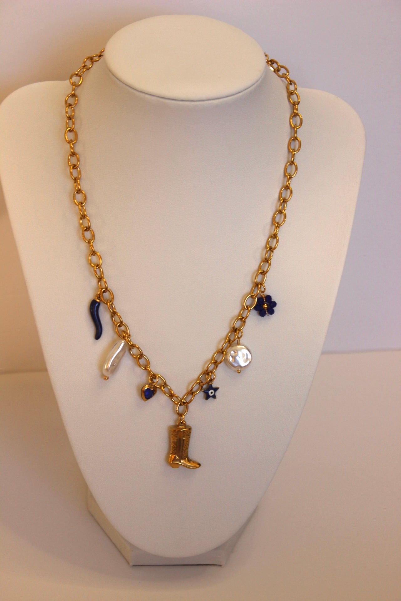 Charms Necklace Bota