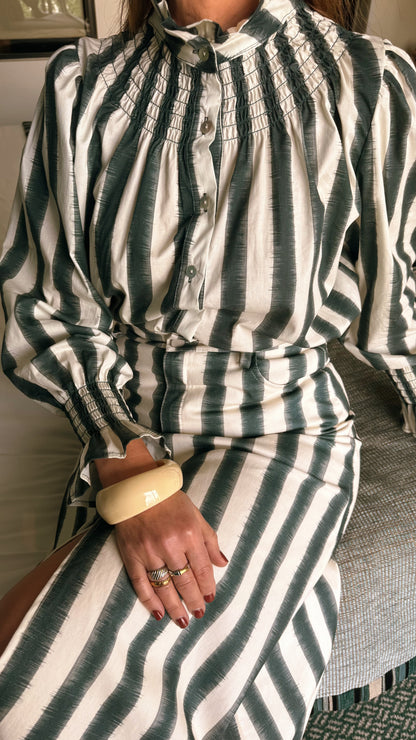 Conjunto Aina