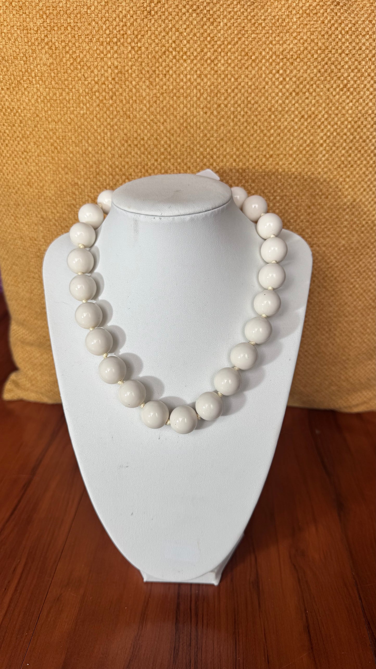 Bubble Necklace Creme