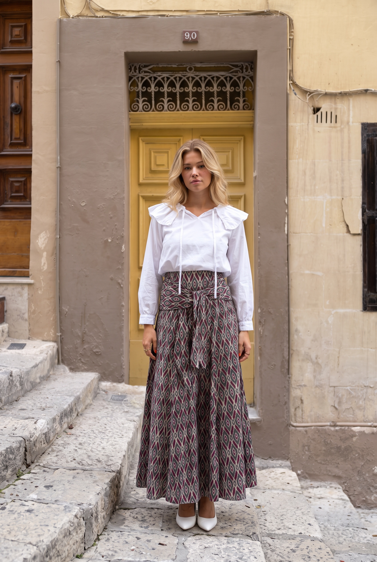 Camisa Gola Branca